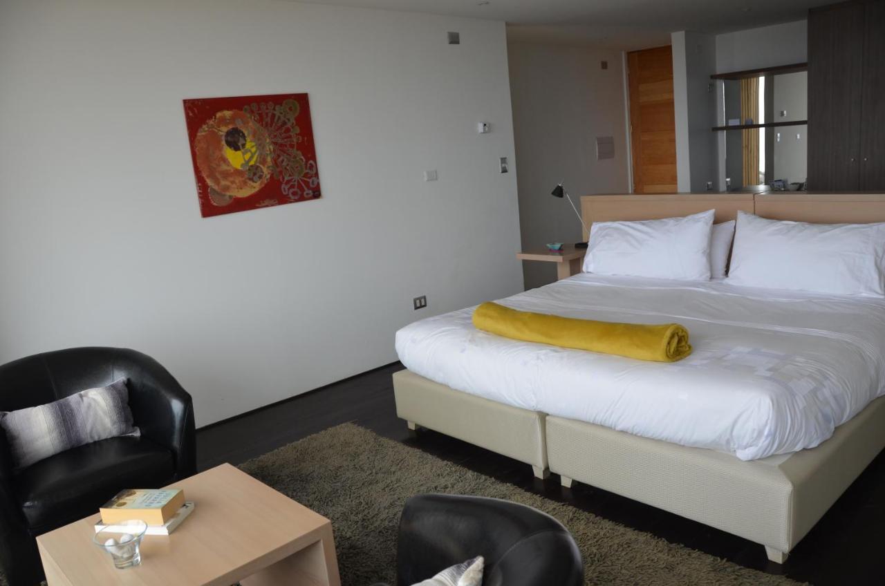 Hotel 8 Al Mar Пичилему Екстериор снимка